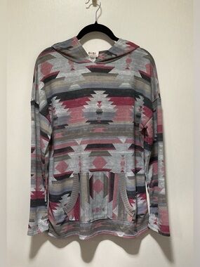 BiBi Aztec-Print Hoodie Sweater in Gray and Pink